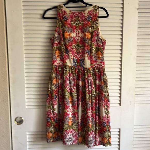 Like new Maggy London Spring summer girl next door dress - Picture 2 of 5